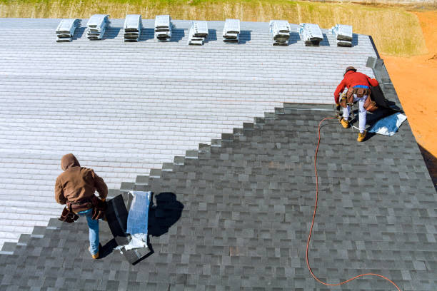 Roof Gutter Cleaning in Willow Creek, CA